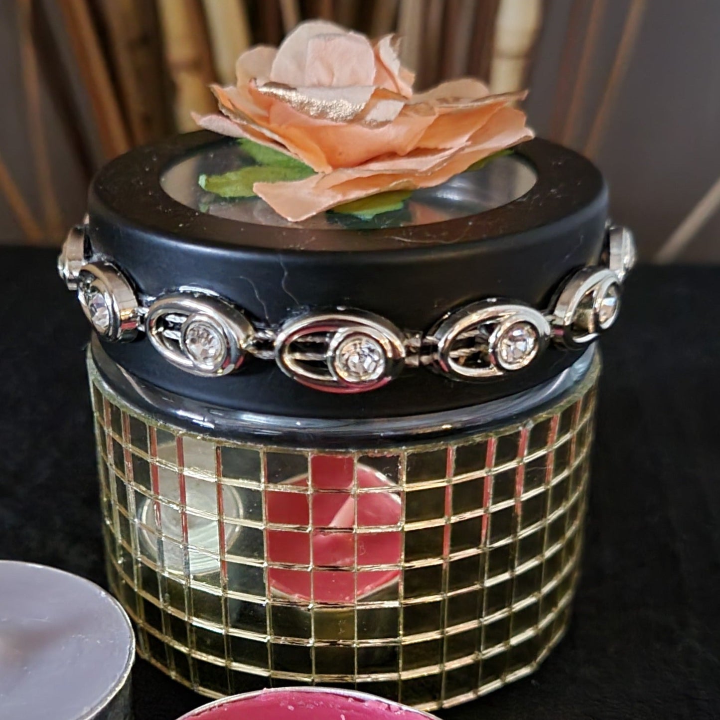 Decorative Jars with Foaming Butter Face Cream