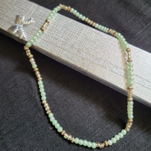 Pale Green Silver Dividers & Beads Stretch Choker