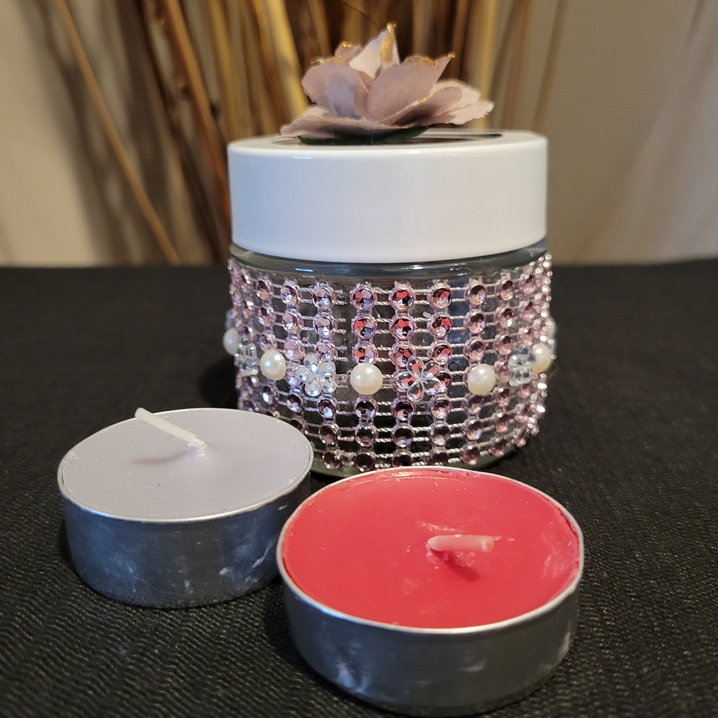 Decorative Jars with Foaming Butter Face Cream and 2 Scented Tea Lights